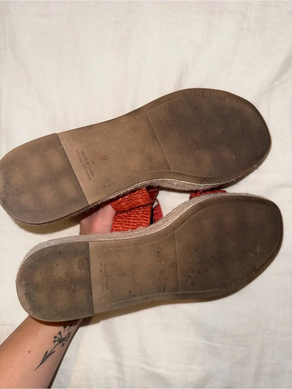 Old Navy Wedge Sandals Size 9